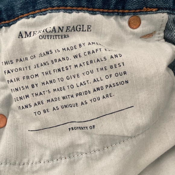 American Eagle Mom Jean - Picture 8 of 10
